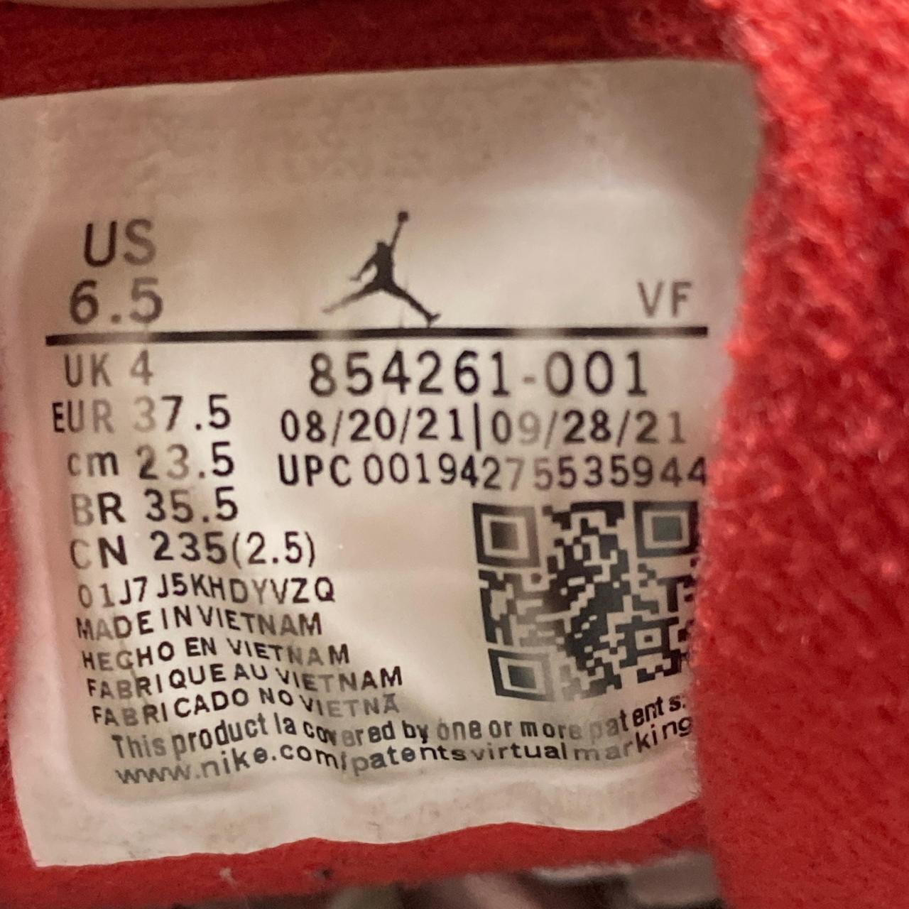 Jordan 3 Black Cement (UK 4)