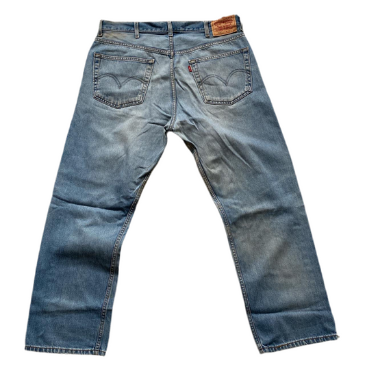 Levis 505 Light Wash Jeans (38W)