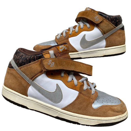Nike Dunk Mid SB Fender Bass (UK 12)