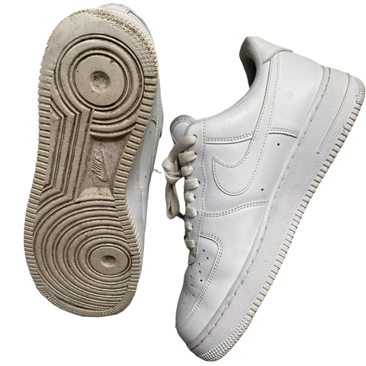 Nike Air Force 1 White (UK 8)