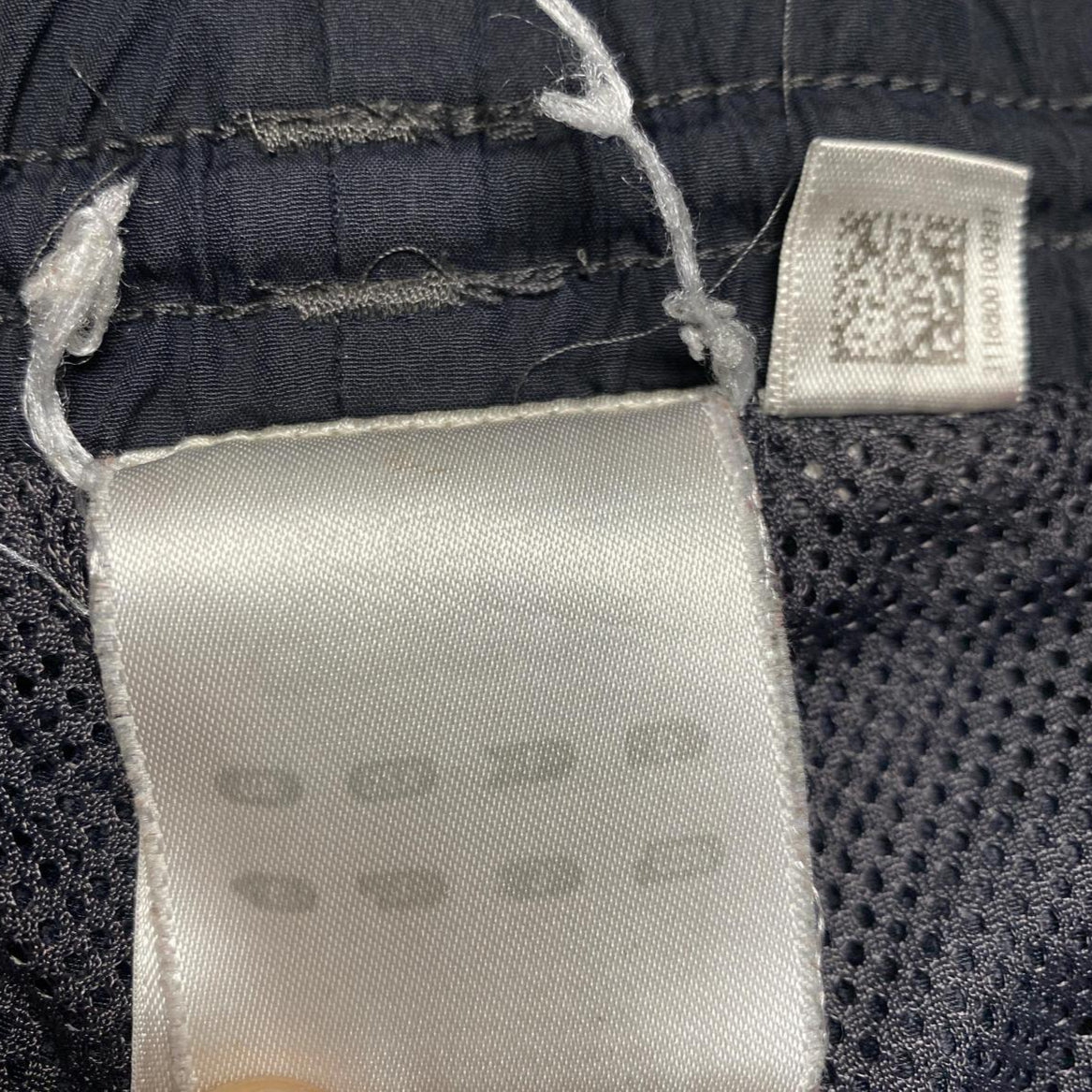 Adidas Baggy Vintage Black and Red Shell Trackpant Bottoms (XL)