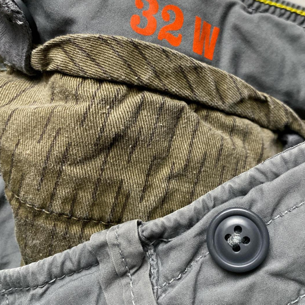 GAP Vintage Baggy Cargo Shorts Grey (32W)