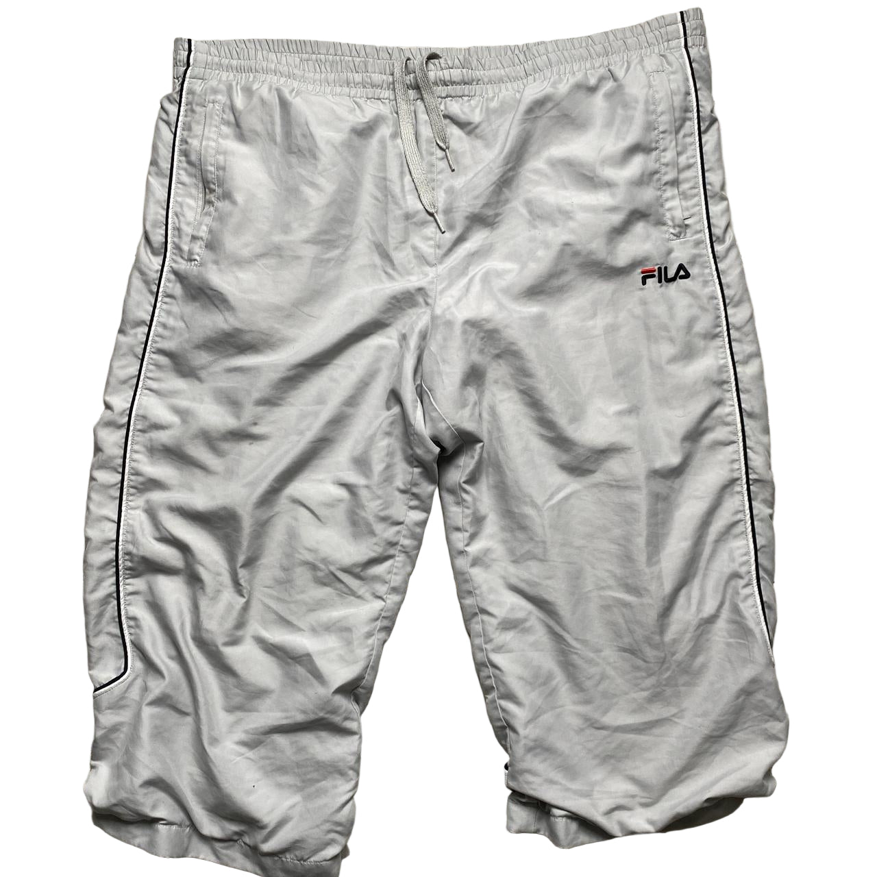 Fila Shell Trackpant Baggy Shorts Silver Black and Red (2XL)