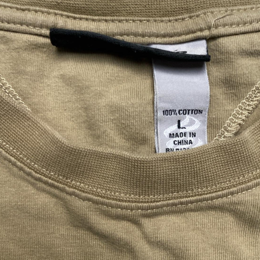 Rocawear Long Sleeve Tan Spray Paint T Shirt (L)