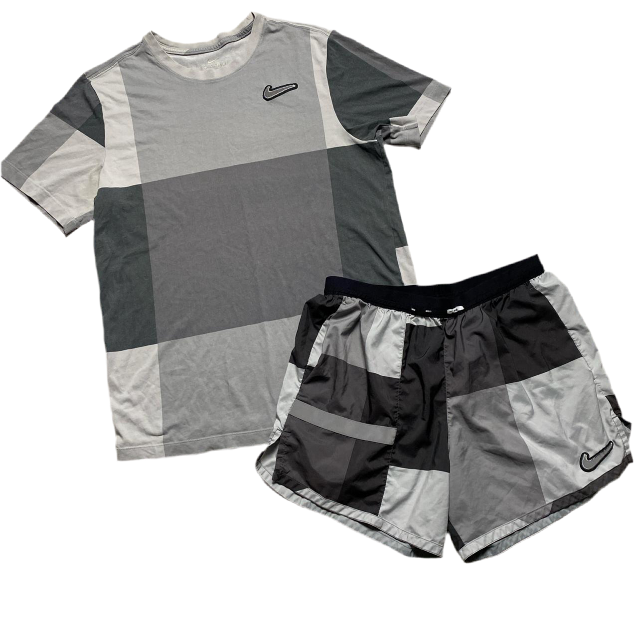 Nike Running Reflective Checked Patchwork Grey Black and White Shorts and T Shirt Set (L)