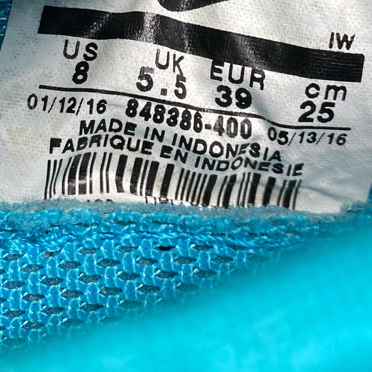 Nike Air Rift Split Tabi Toe Light Blue and White (UK 5.5)