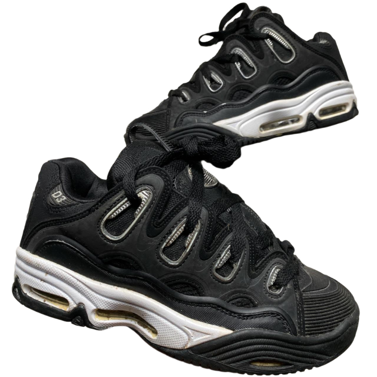 Osiris D3 - 2001 Black and White Chunky Skateboarding Shoes (UK 5)