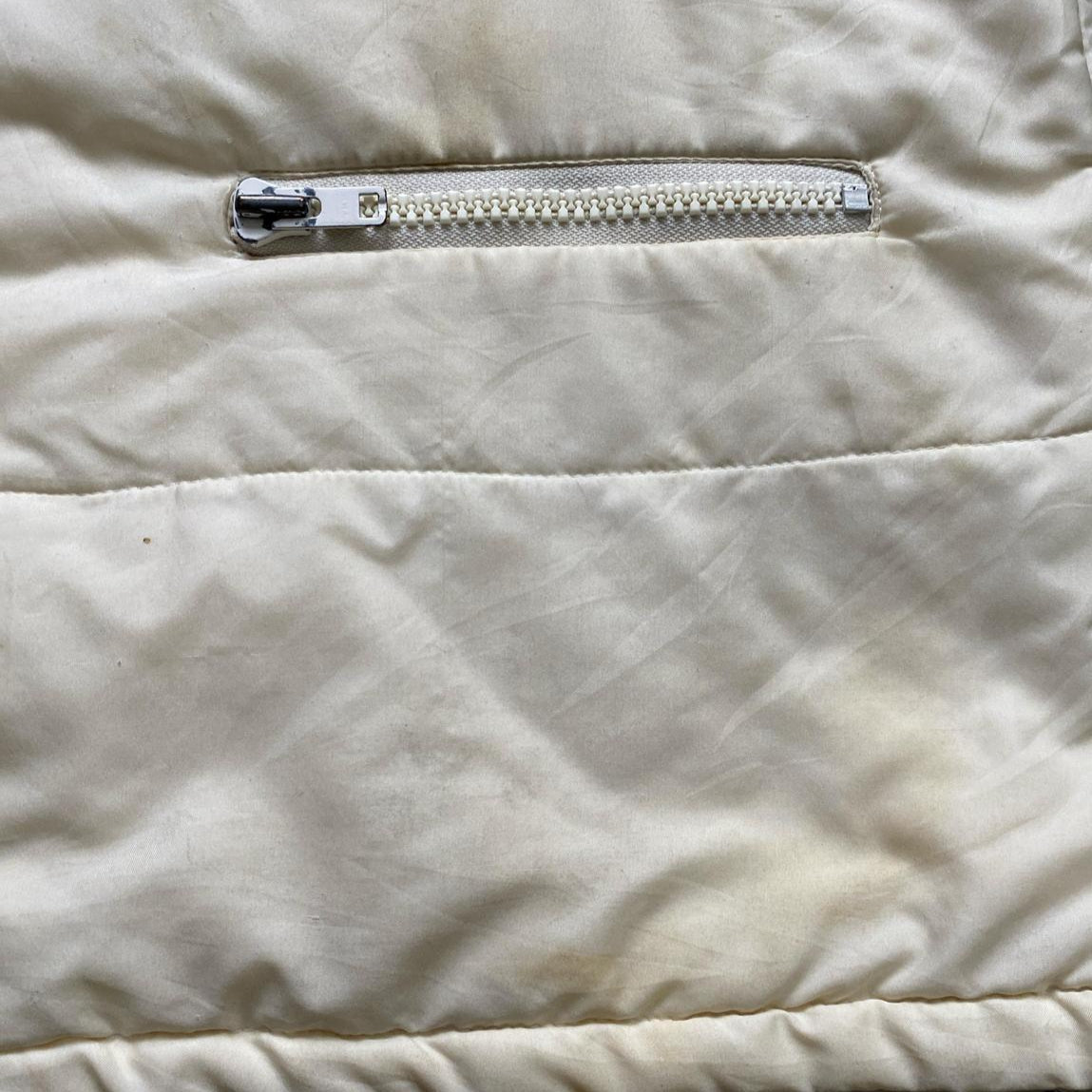 Porsche Vintage Cream Germany Puffer Coat (XL)