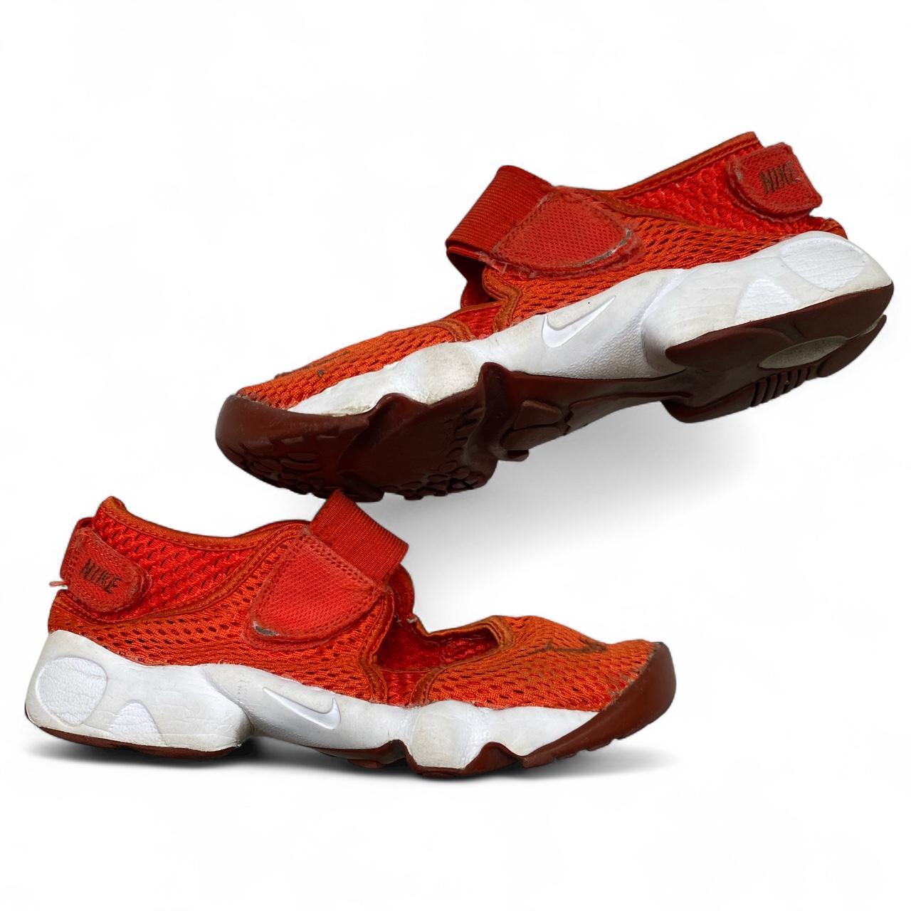 Nike Air Rift Red and White Non Split Tabi Toe Trainer Sandals (UK 4.5)