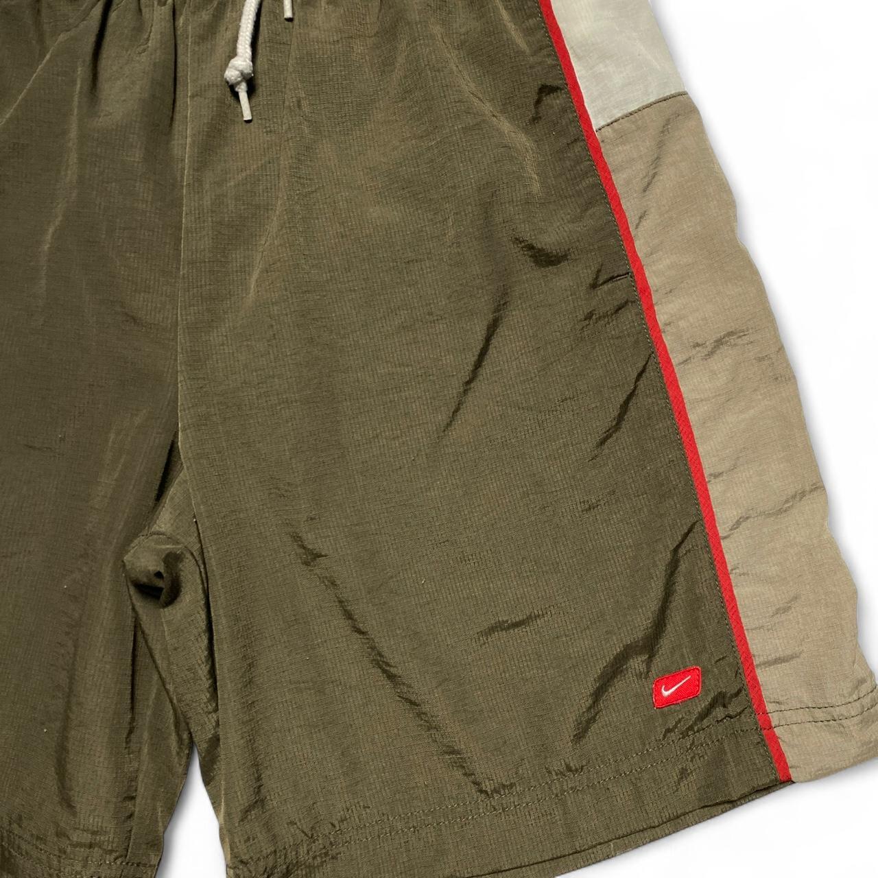 Nike Hexi Khaki Red and White Swoosh Vintage y2k Shorts (M)