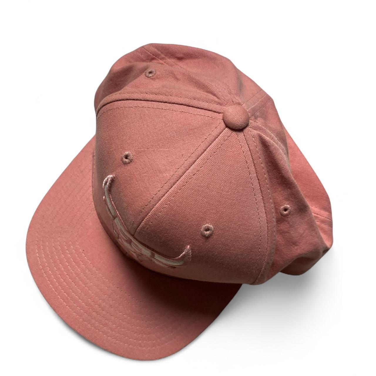 Chicago Bulls Mitchell and Ness Pink and White Snapback Cap