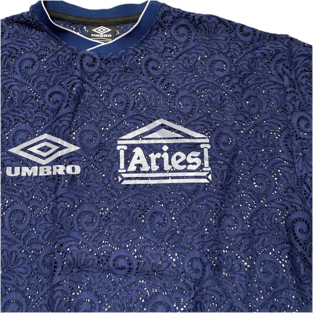 Umbro Aries Centenary Blue and Silver Lace Football Style T Shirt Jersey (L)