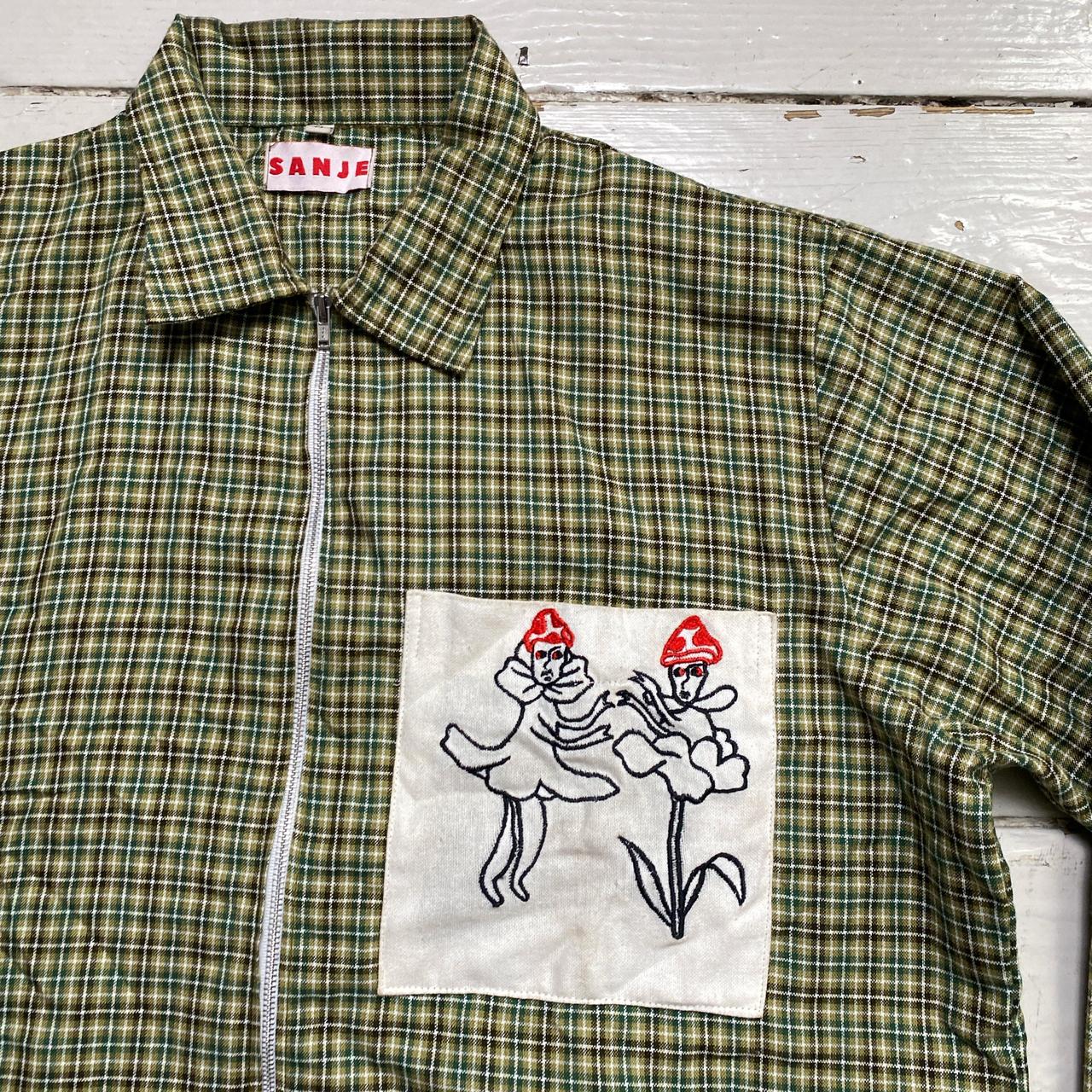 Sanje Fighting Flowers Embroidery Checked Plaid Shirt (M)