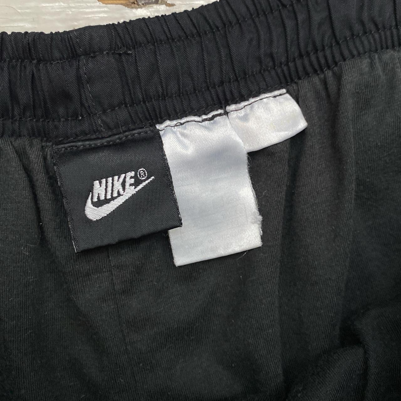 Nike Air Jordan Vintage 90’s Black and Green Shell Trackpant Shorts (L)