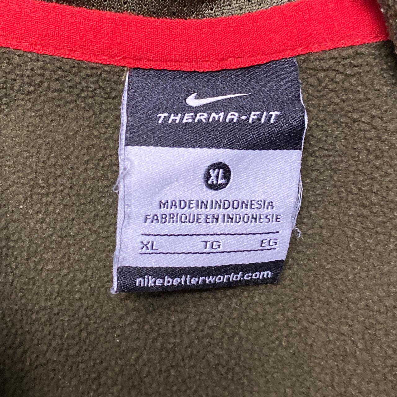 Nike Therma Fit Lebron James Green and Red Hoodie (XL)