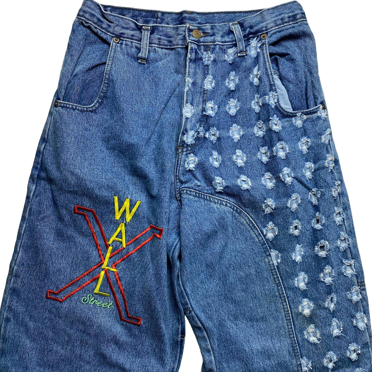 Wall Street X Vintage 90βs Baggy Distressed Embroidered Jeans (30W)