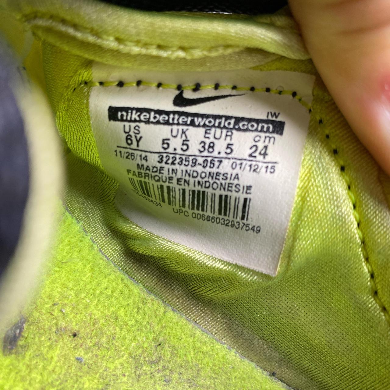 Nike Air Rift Black Green and Red Non Tabi Toe (UK 5.5)