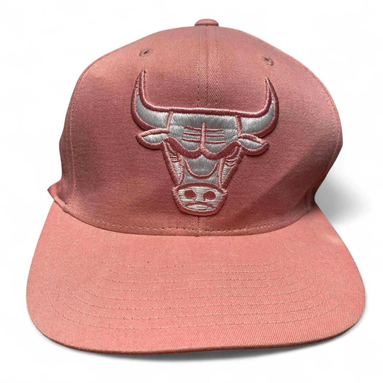 Chicago Bulls Mitchell and Ness Pink and White Snapback Cap
