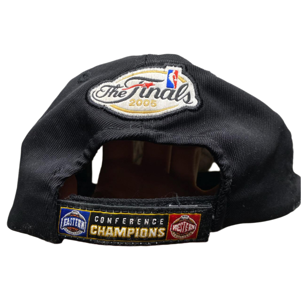 Detroit Pistons 2005 NBA Conference Champions Vintage White and Black Cap