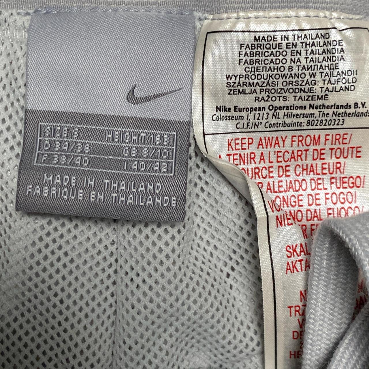 Nike Vintage y2k Shell Trackpant Baggy Bottoms Silver White and Black (S)