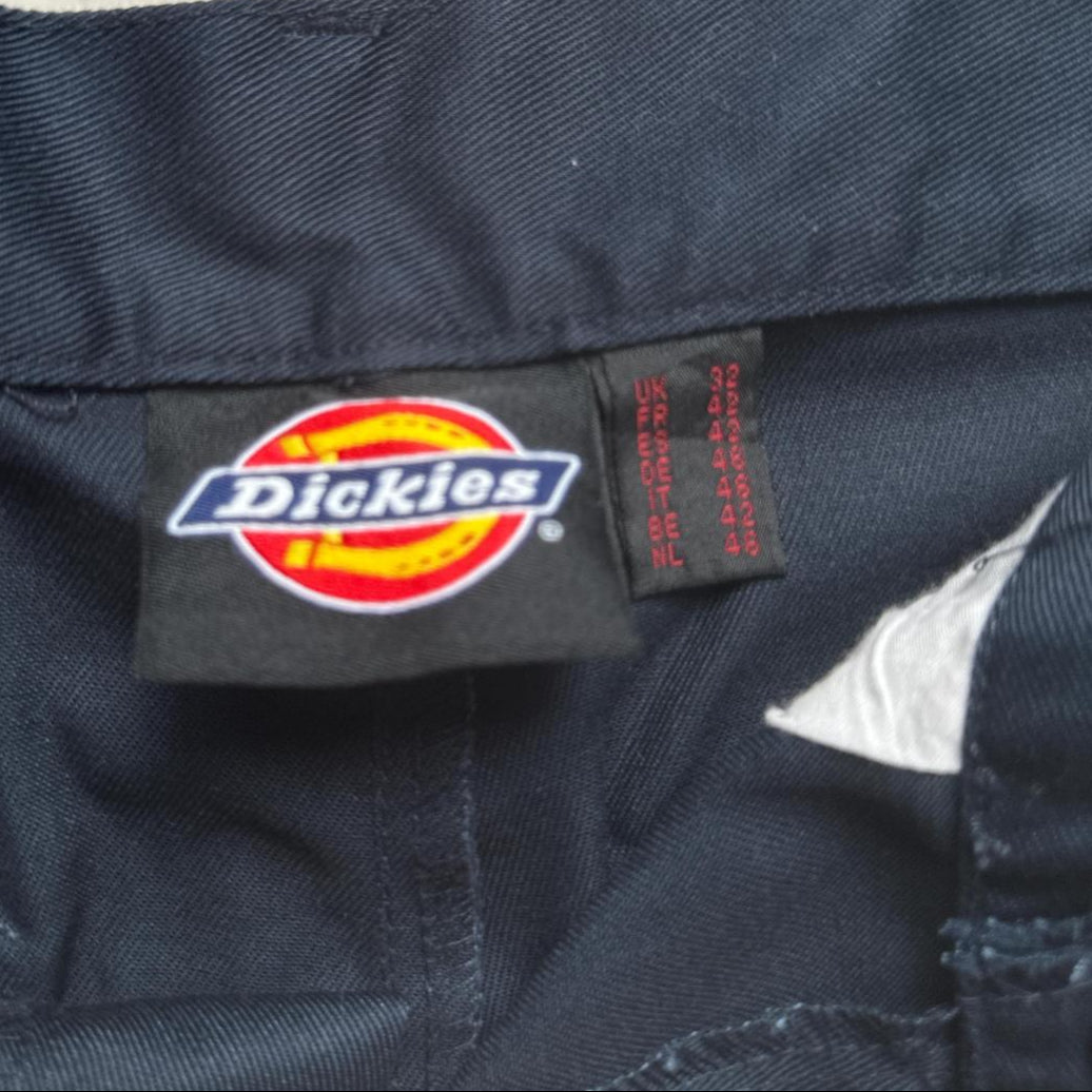 Camden Dickies Work Wear Cargo Carpenter Shorts (32W)