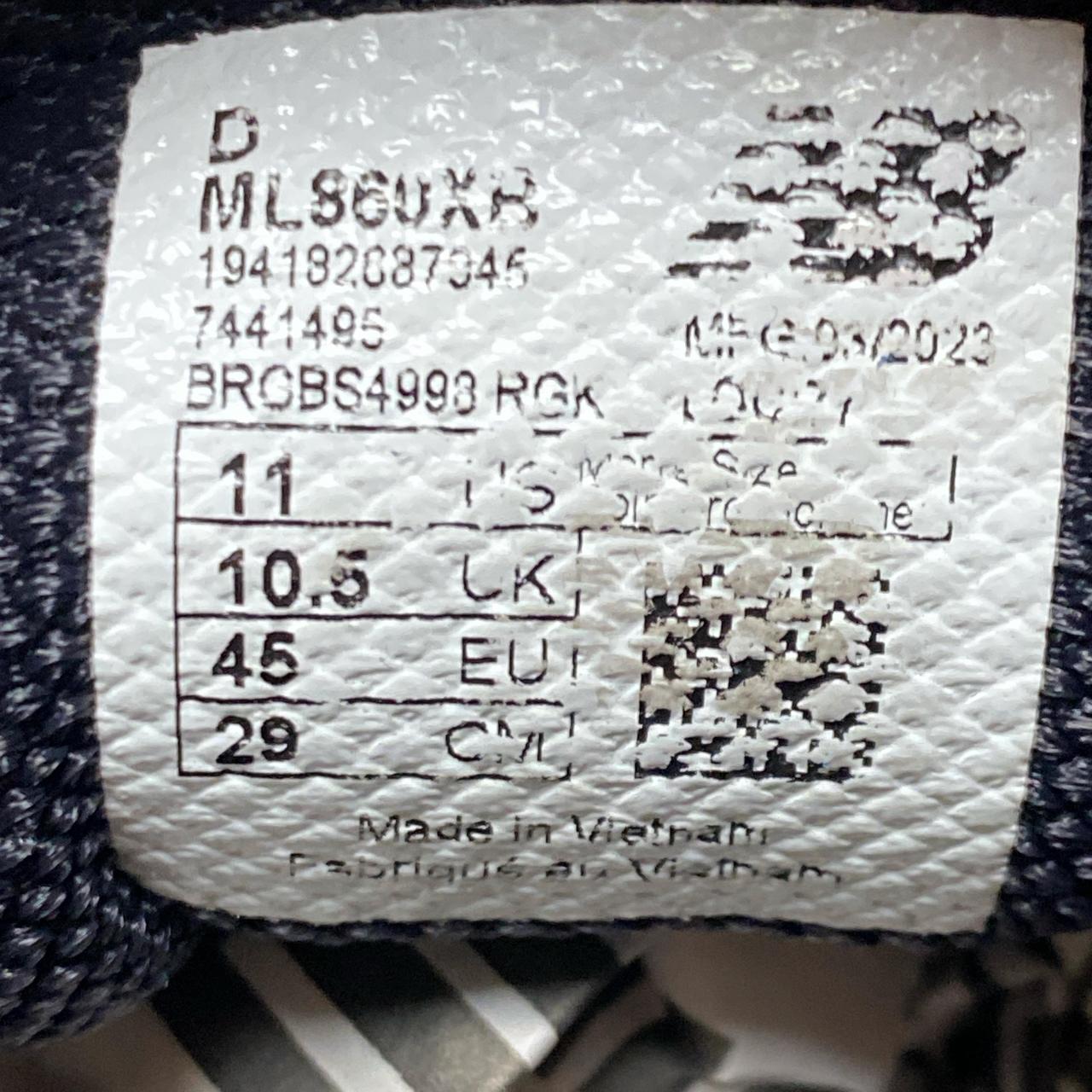 New Balance 860 V2 Silver and Blue Trainers (UK 10.5)