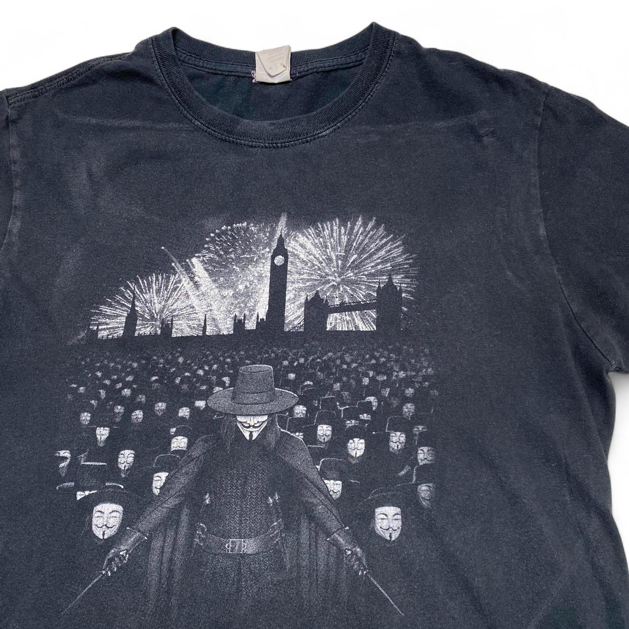 V for Vendetta Black and White T Shirt (M)