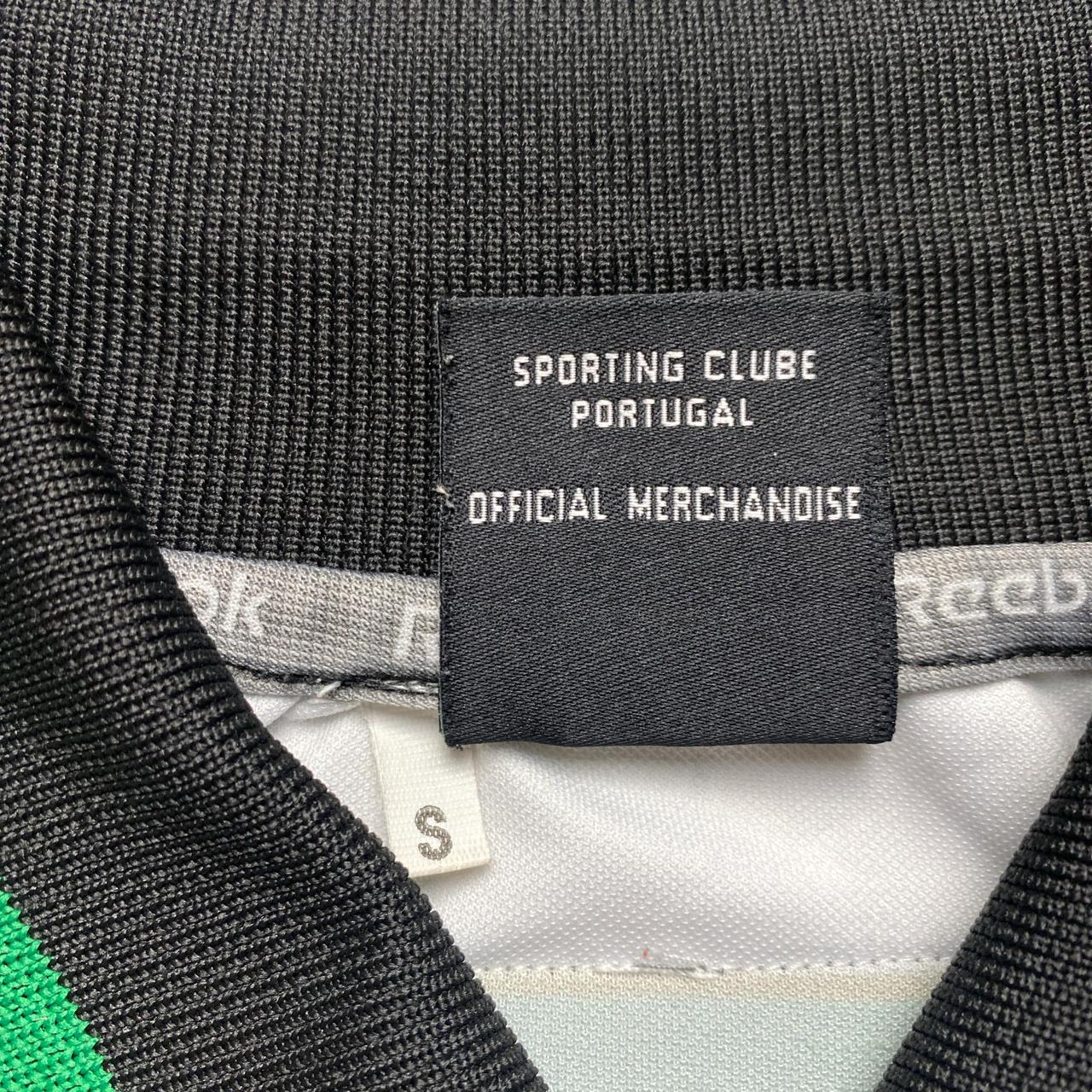 Sporting Club Portugal 2001 2002 Vintage Reebok Football Jersey Green and White Stripe