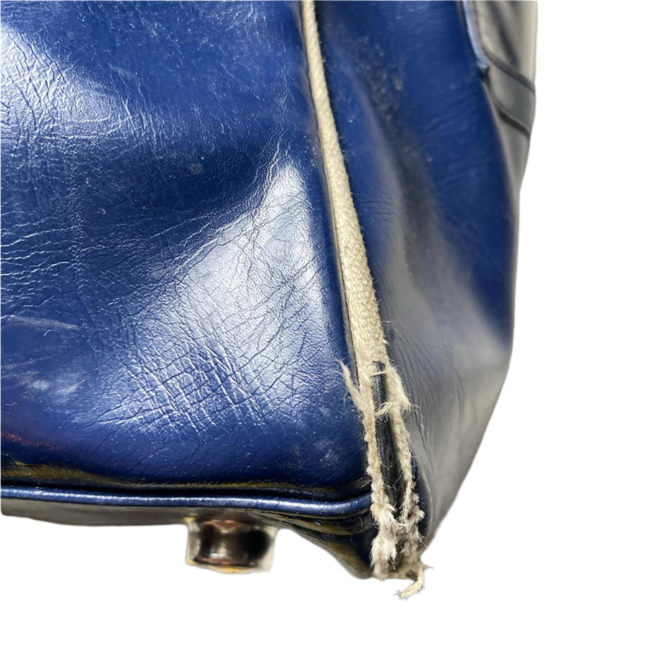 Navy and white Fred Perry leather weekend bag leather