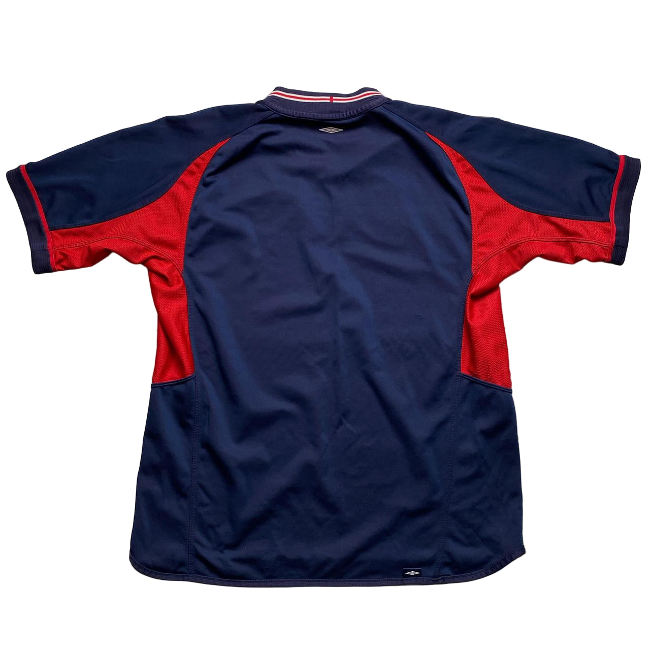 England Umbro Vintage 2004 Red and Navy Reversible Football Jersey (M)