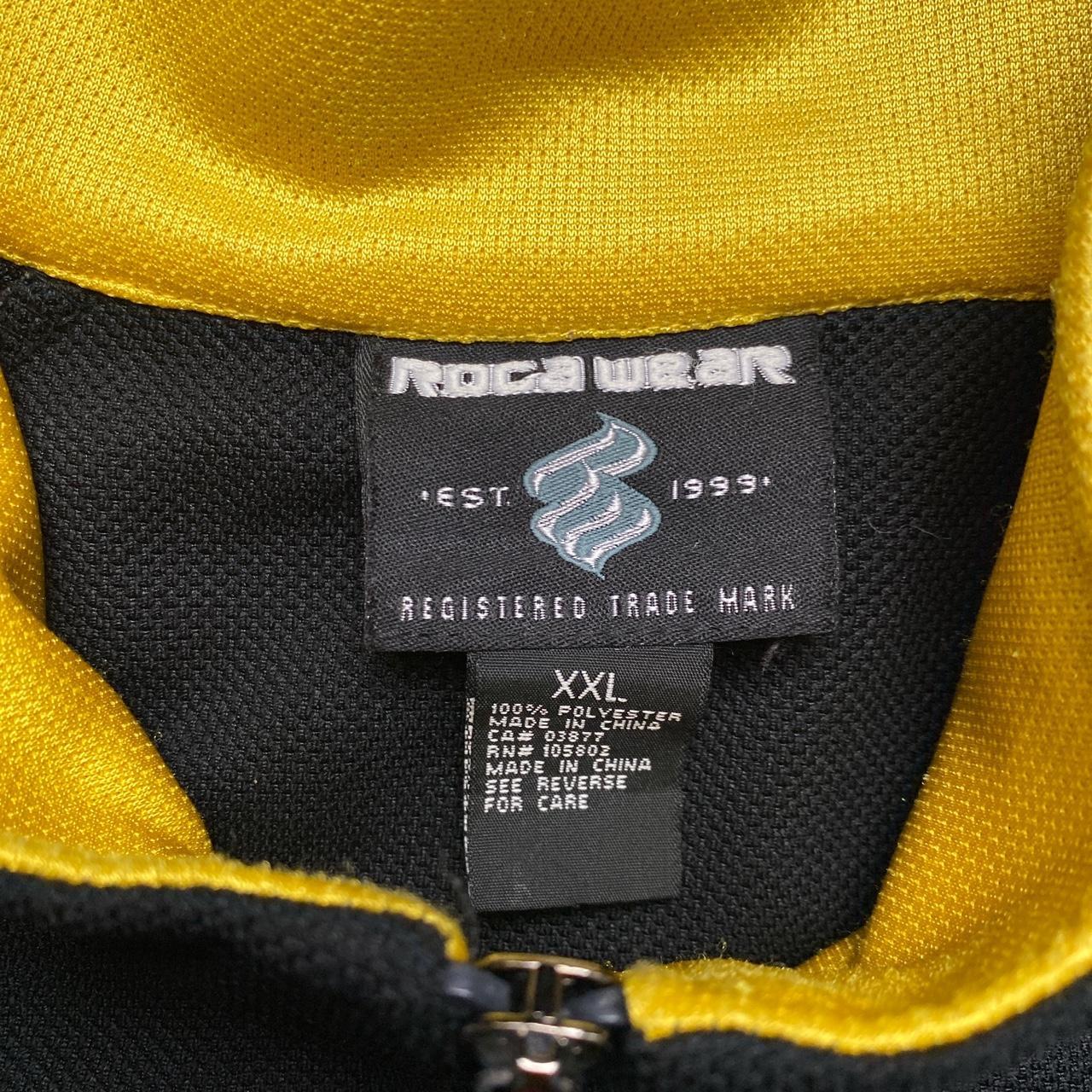 Rocawear Vintage 90’s Zip Up Short Sleeve Jersey (2XL)