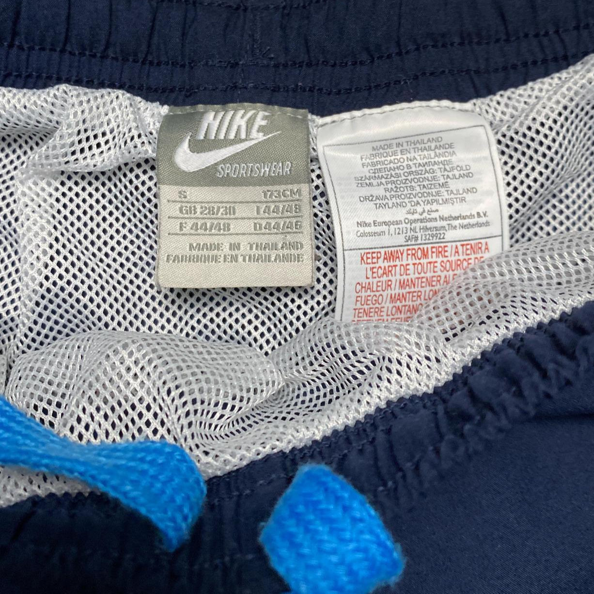 Nike Navy and Blue Shell Trackpant Nylon Shorts (S)