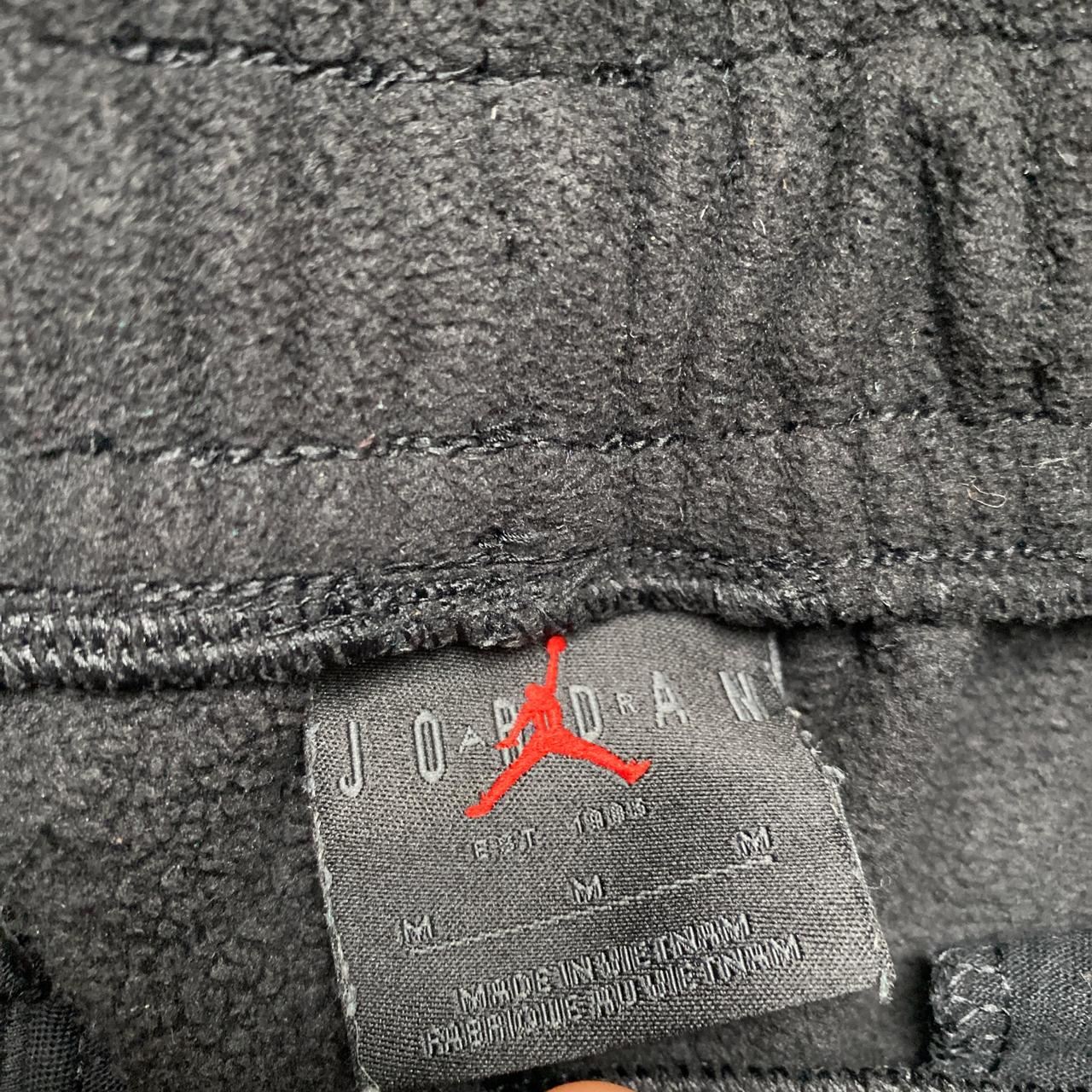 Jordan Black Fleece Black Cargo Joggers (M)