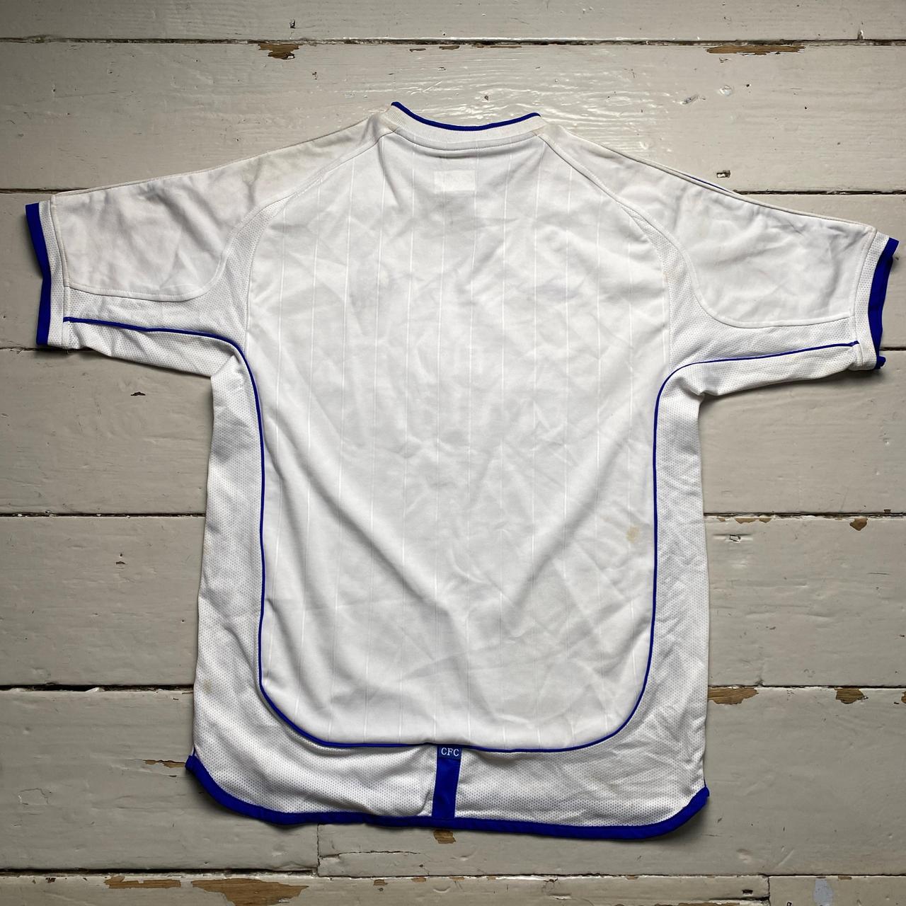 Chelsea FC Vintage Umbro Football Jersey White and Blue