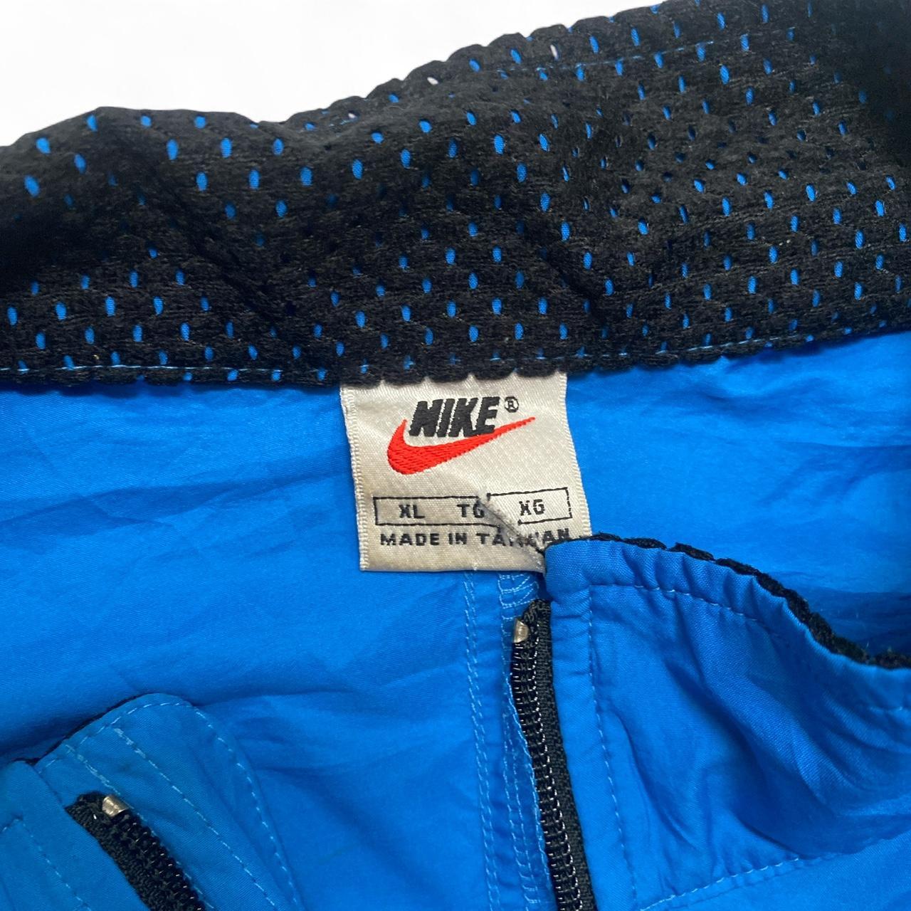 Nike Vintage 90’s Blue Black and Silver Windbreaker Jacket (XL)