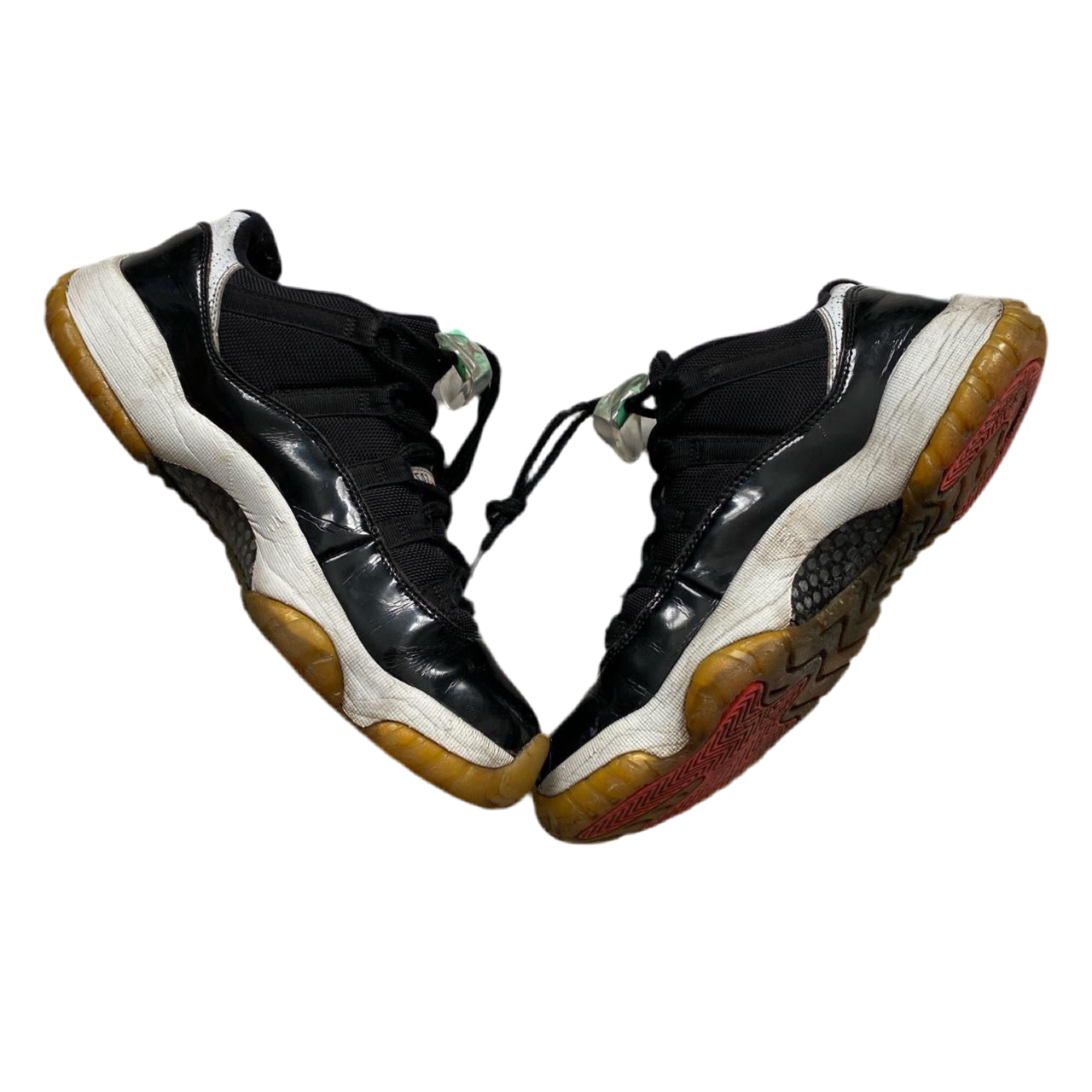 Jordan 11 Low Infrared (UK 8)