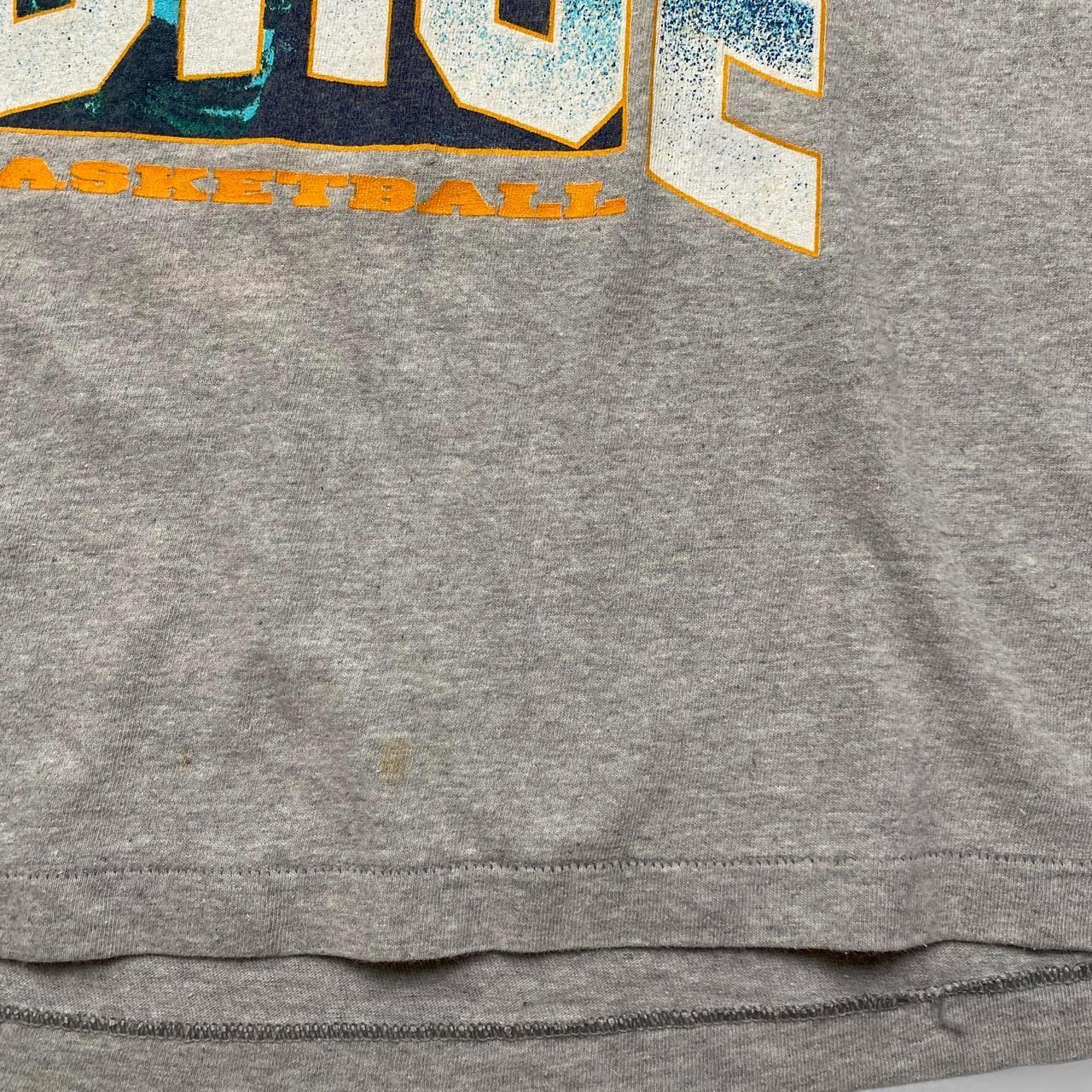 Nike Force Basketball Vintage 90’s Grey Graphic T Shirt (M)