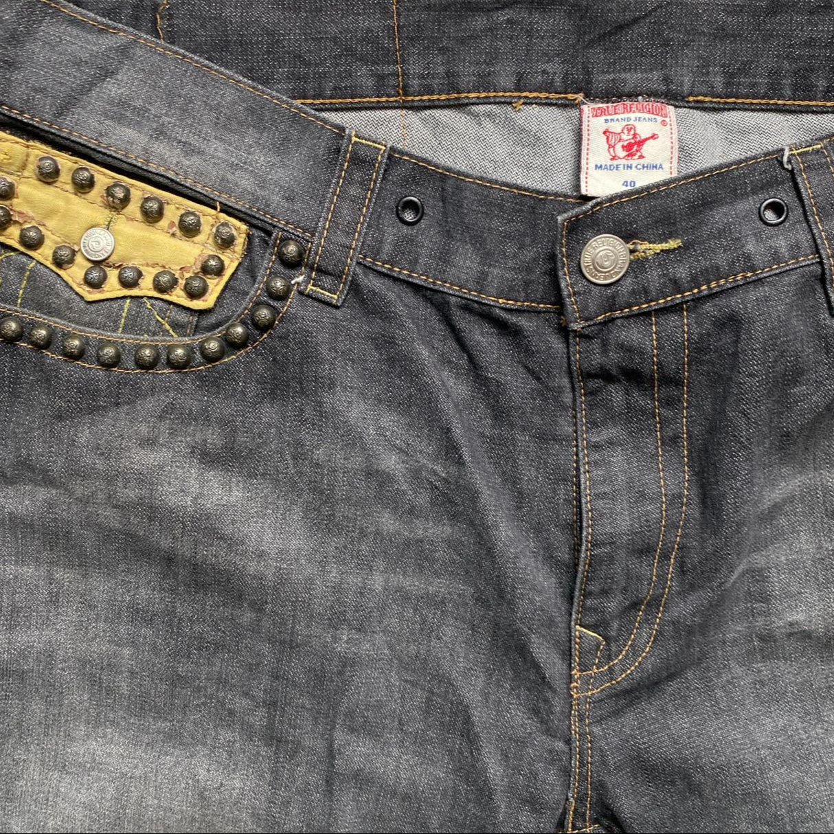 True Religion Billy Baggy Vintage Stud and Gold Stitch Grey Jort Jean Shorts (40W)