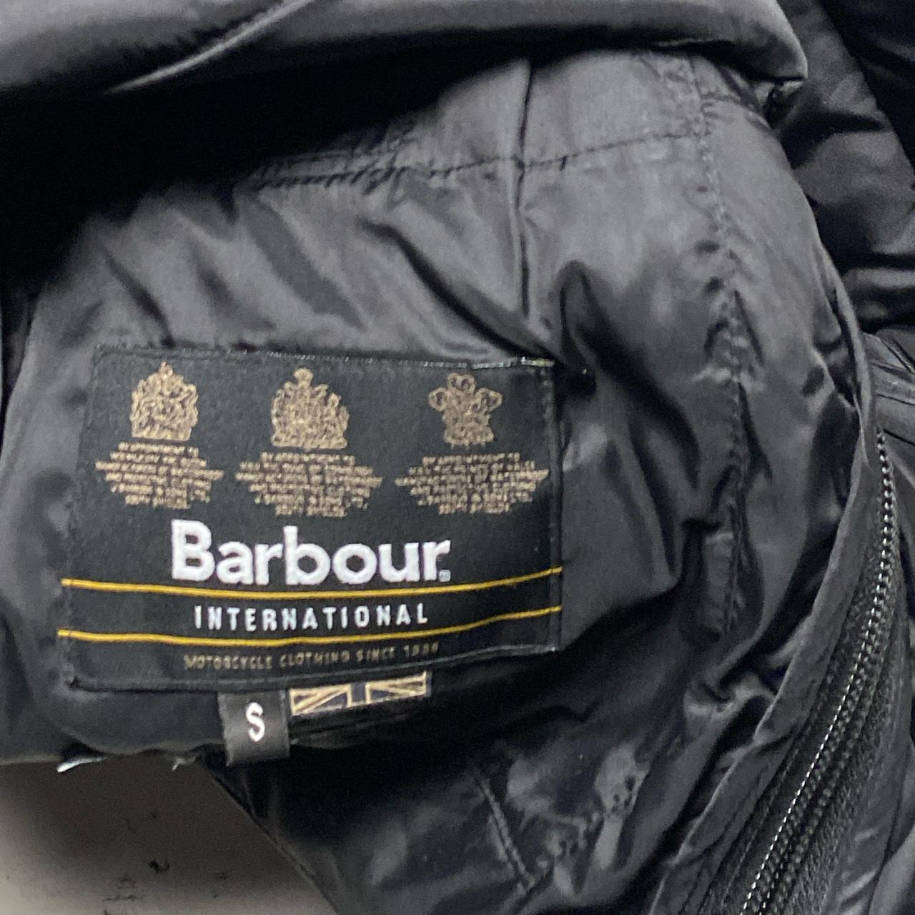 Barbour Bubble Puffer Black Jacket (S)