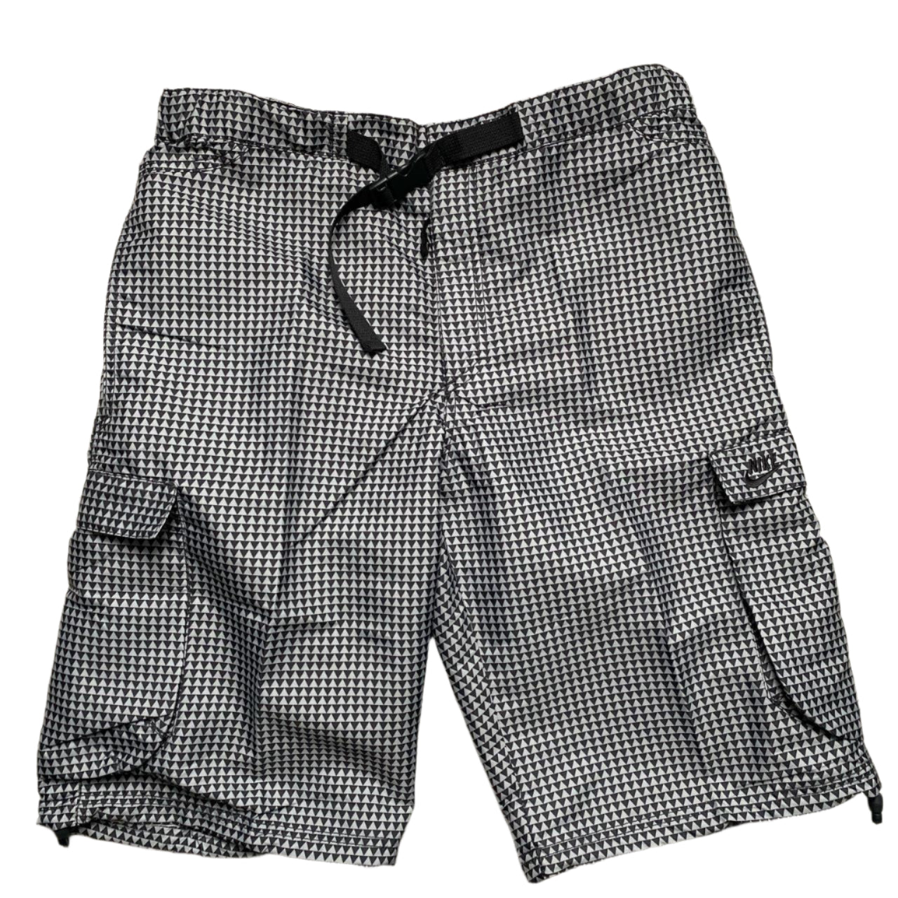 Nike Vintage y2k Black and White Cargo Shorts (M)