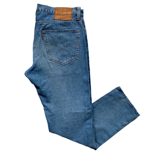 Levis 502 Light Wash Jeans (32W)