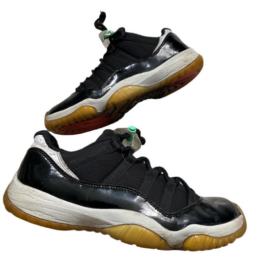 Jordan 11 Low Infrared (UK 8)