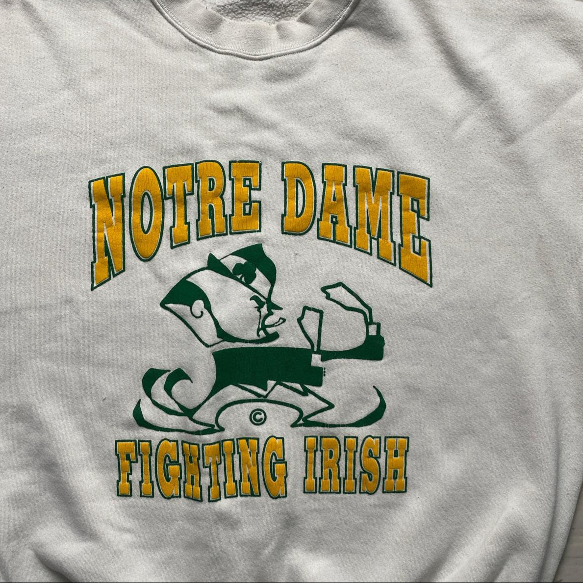 Notre Dame Vintage 90โs Made in USA Jumper White Yellow and Green (XL)