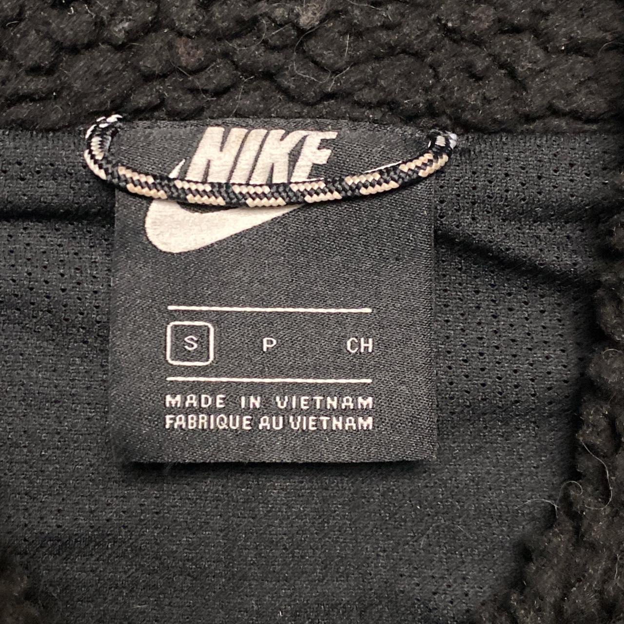 Nike Black and Grey Sherpa Fleece Gilet (S)