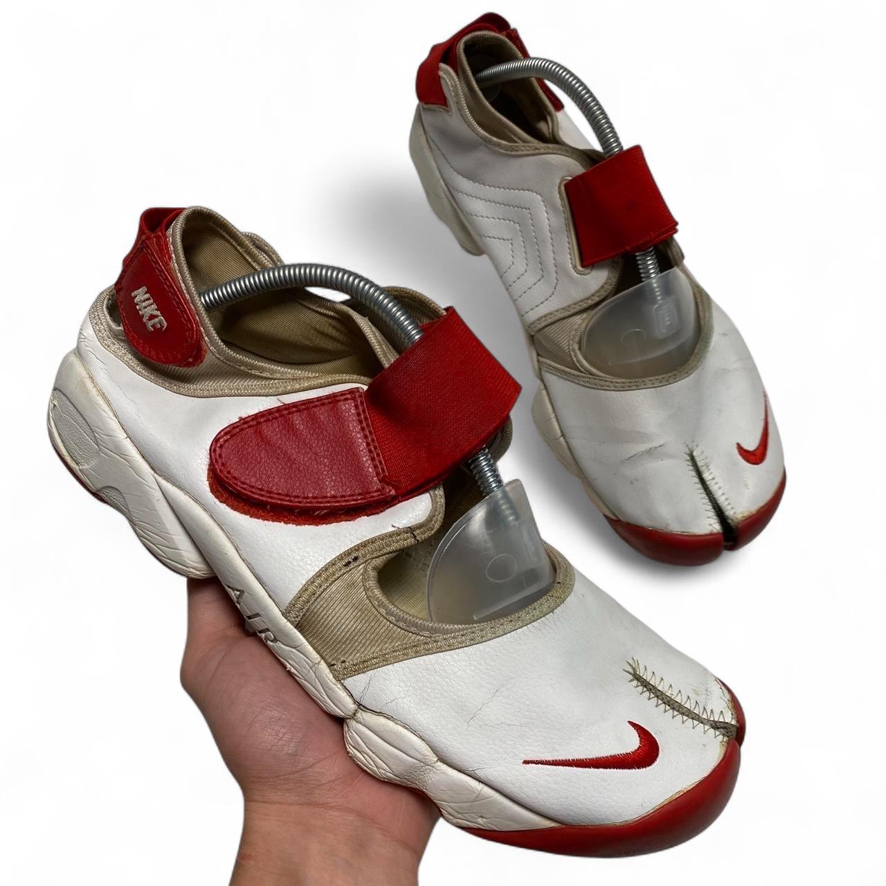 Nike Air Rift White and Red y2k Trainers (UK 10)