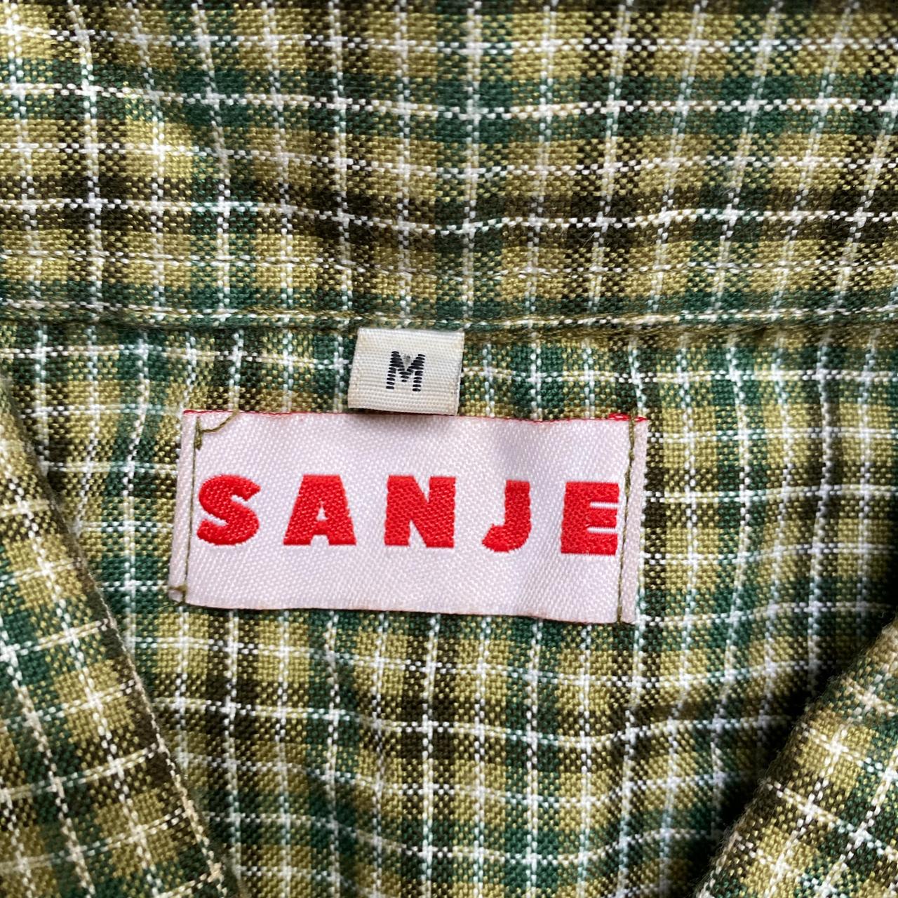 Sanje Fighting Flowers Embroidery Checked Plaid Shirt (M)