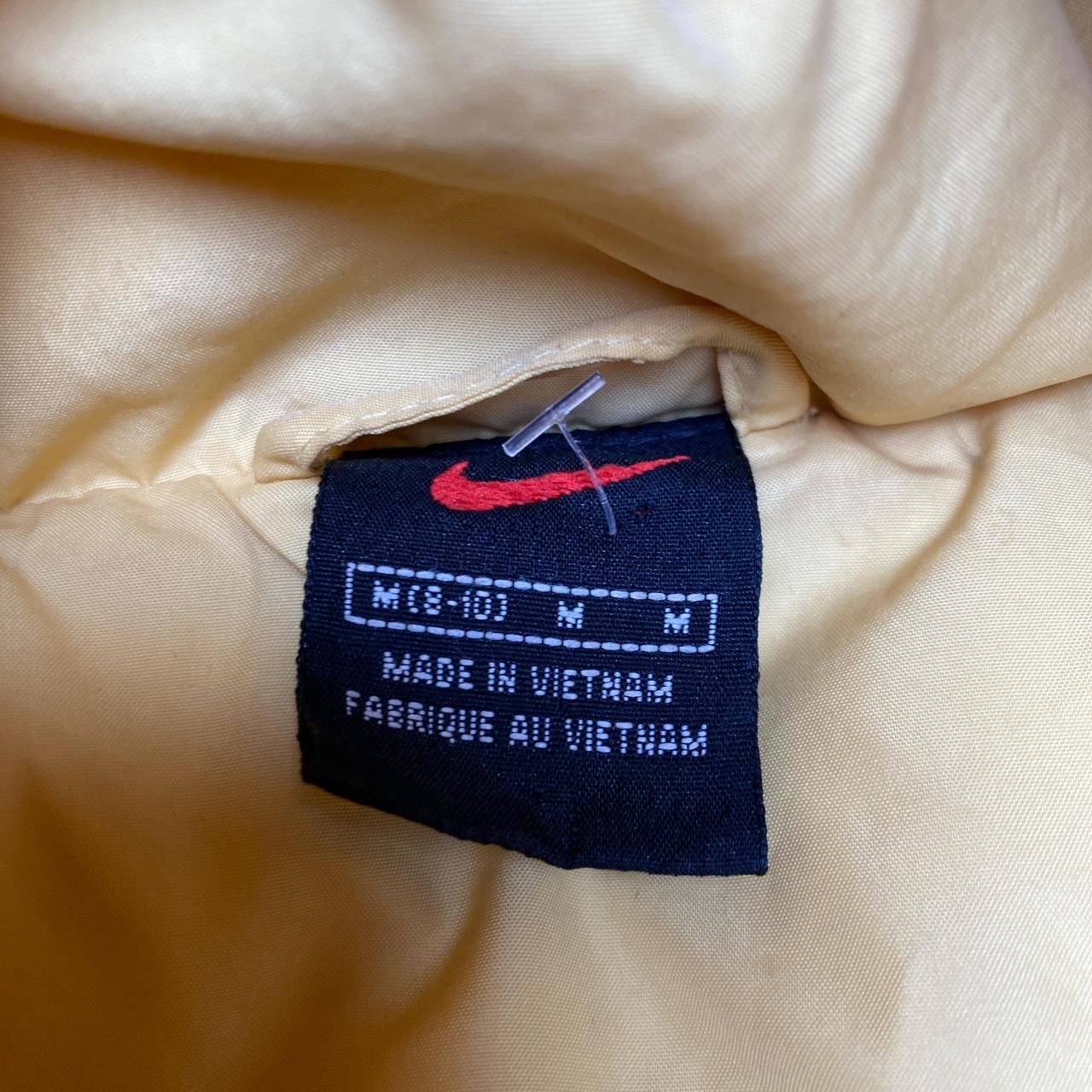 Nike Vintage 90’s Yelllow Navy and White Womens Puffer Coat (M)