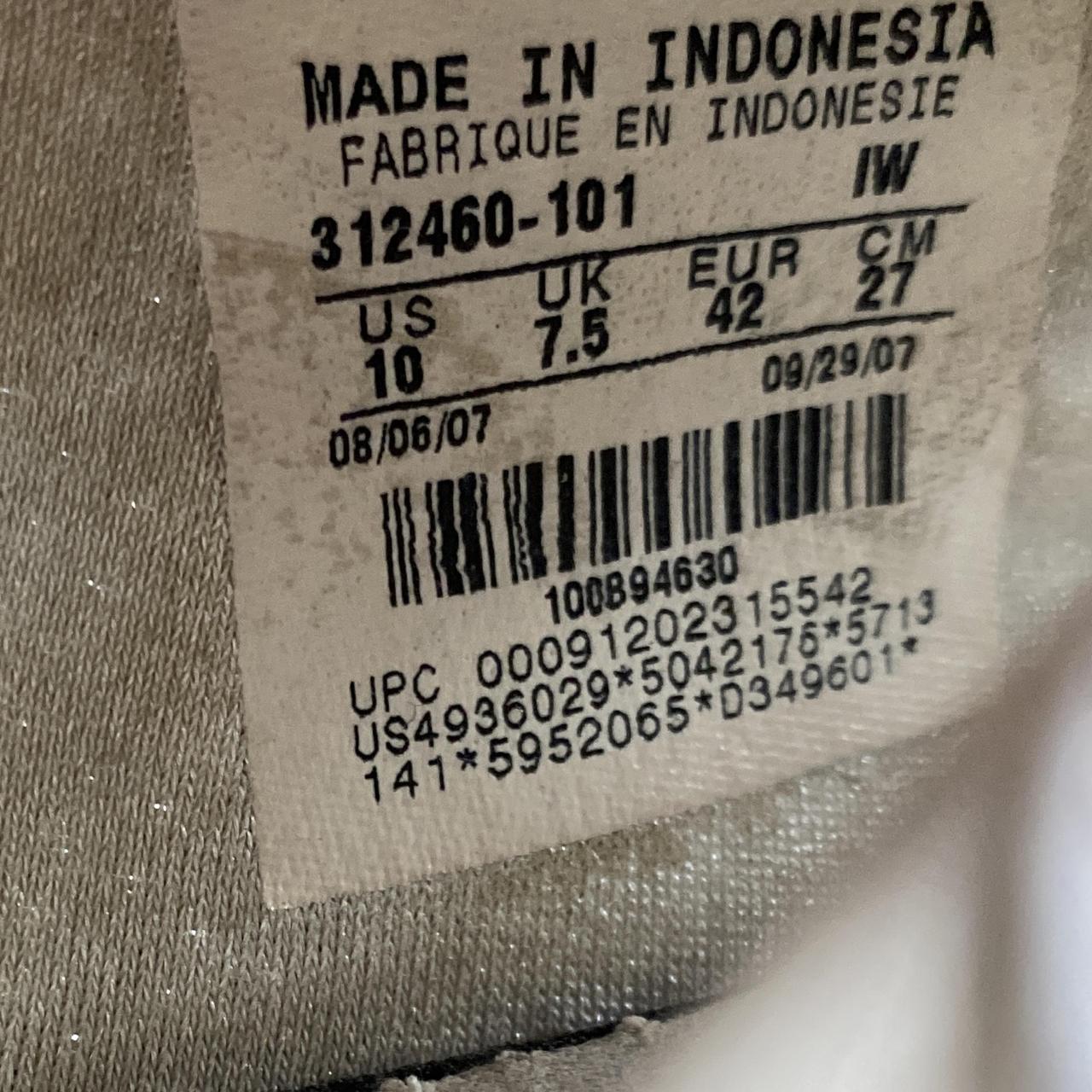 Nike Air Rift White Leather Trainers (UK 7.5)
