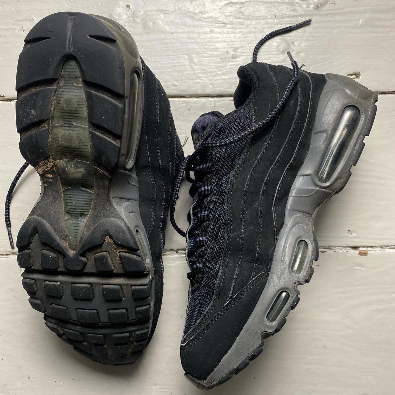 Nike Air Max 95 Black and Grey