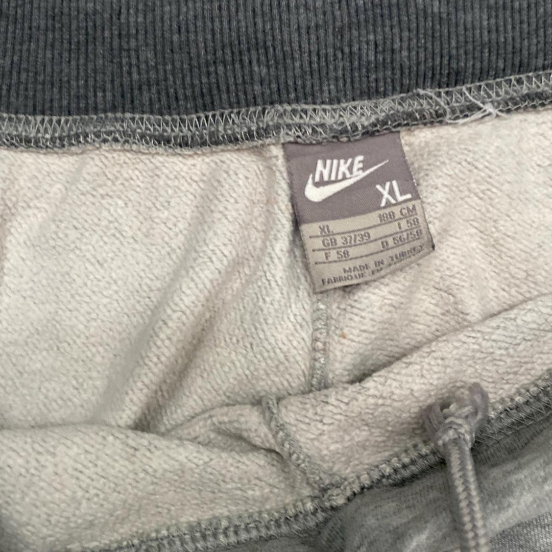 Nike Vintage y2k Grey Two Tone Baggy Joggers (XL)